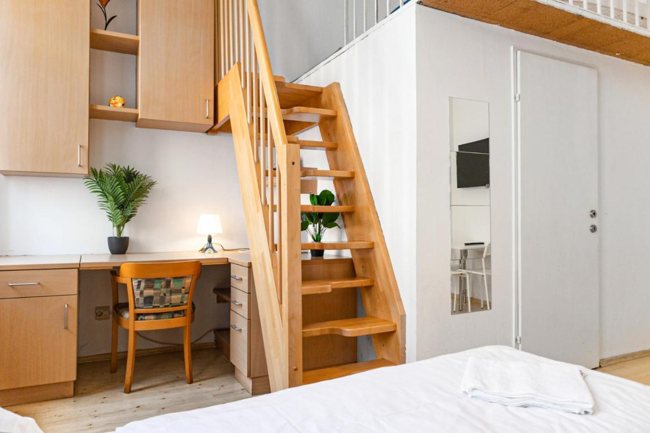 Attractive Apartment Near Wiener Stadthalle Exteriör bild